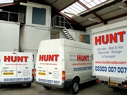 https://hunttrucks.com/ website