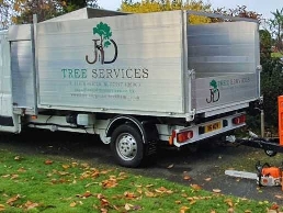 https://www.tree-surgeons-chester.co.uk/ website