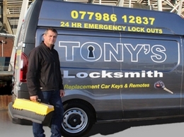 https://www.tonyslocksmith.com/ website